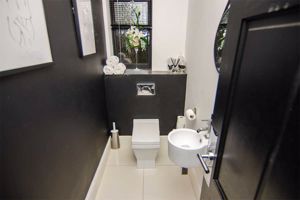 Photo 17- click for photo gallery